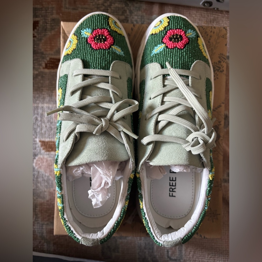 🌺Free People🌺 View From The Top Beaded Sneakers Size 40, US 9, Tennis Green NIB - Picture 6 of 12
